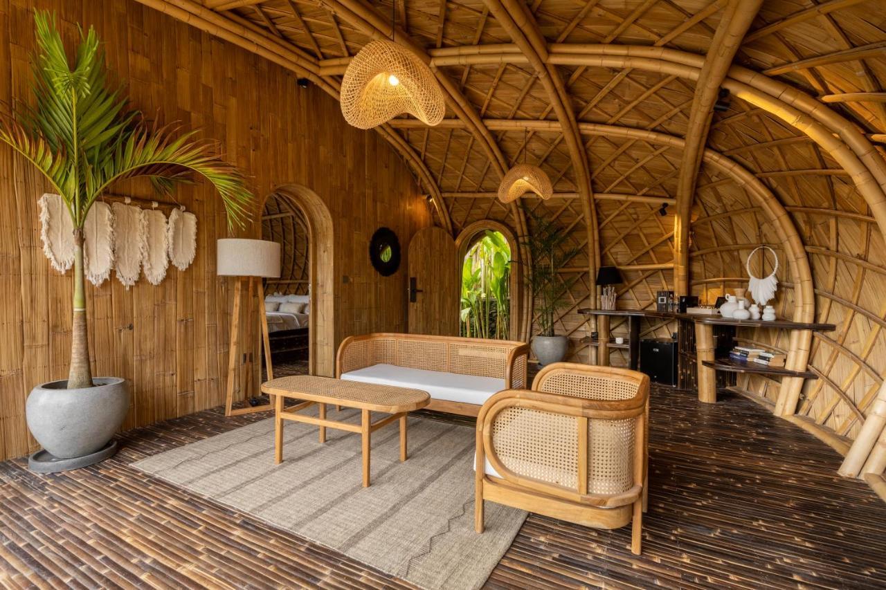 Eco Six Bali Hotel Tampaksiring Buitenkant foto