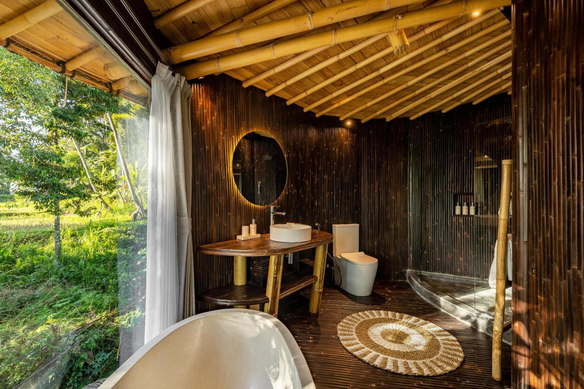 Eco Six Bali Hotel Tampaksiring Buitenkant foto